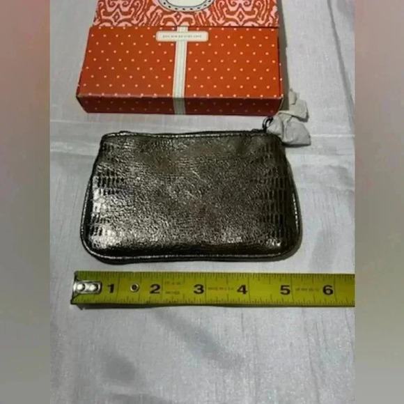 NWT Stella & Dot Metallic Luxurious Lambskin Leather Coin Purse Wallet - Picture 2 of 4